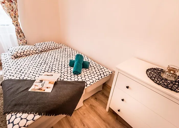 Crimson Crease Apartmán